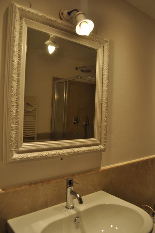 Visconte Apartment Florence Room photo